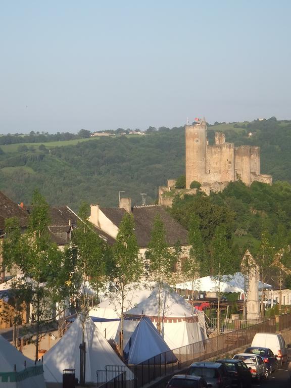 Hotel L'Oustal Del Barry Najac Exteriér fotografie