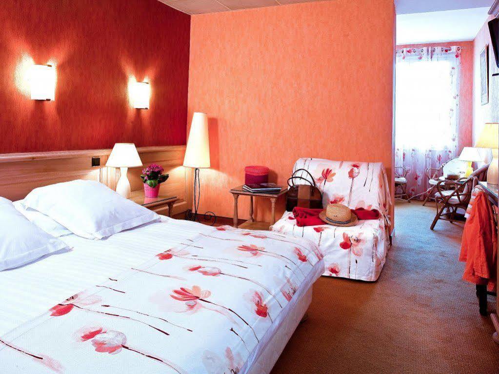 Hotel L'Oustal Del Barry Najac Exteriér fotografie